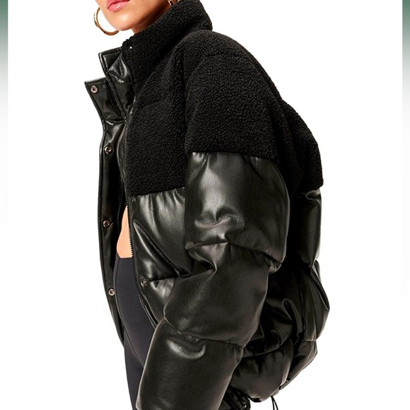 Good American cacoon Sherpa puffer - Picture 2 of 3